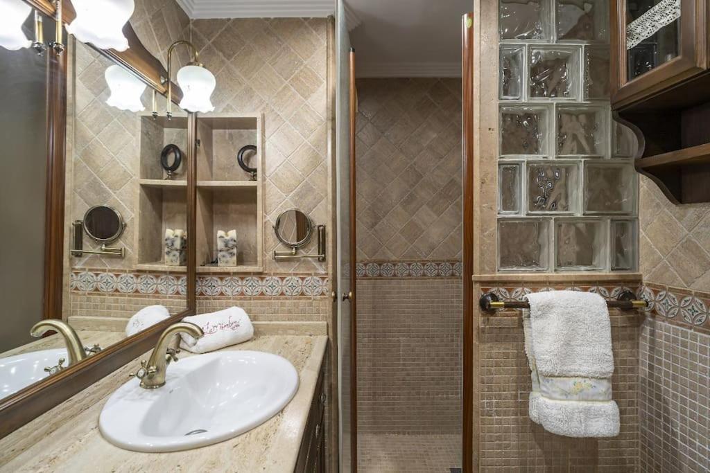 Casa Con Patio Y Terraza En Barrio Historico De La Villa, Junto Al Adarve Приего-де-Кордова Экстерьер фото